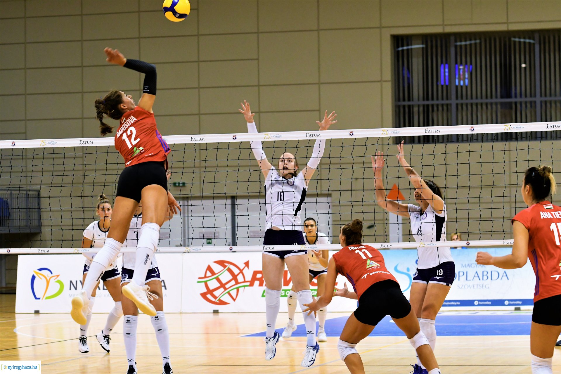 Fatum Nyíregyháza-Újpest női röplabda mérkőzés