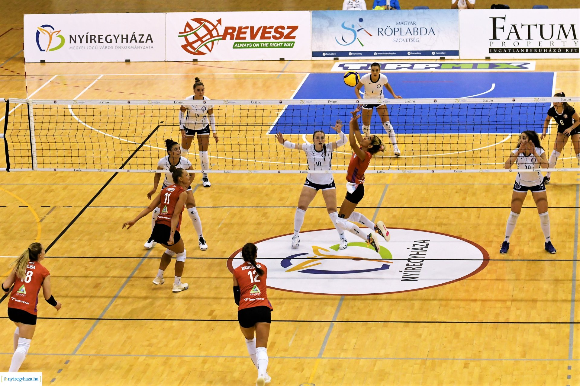 Fatum Nyíregyháza-Újpest női röplabda mérkőzés