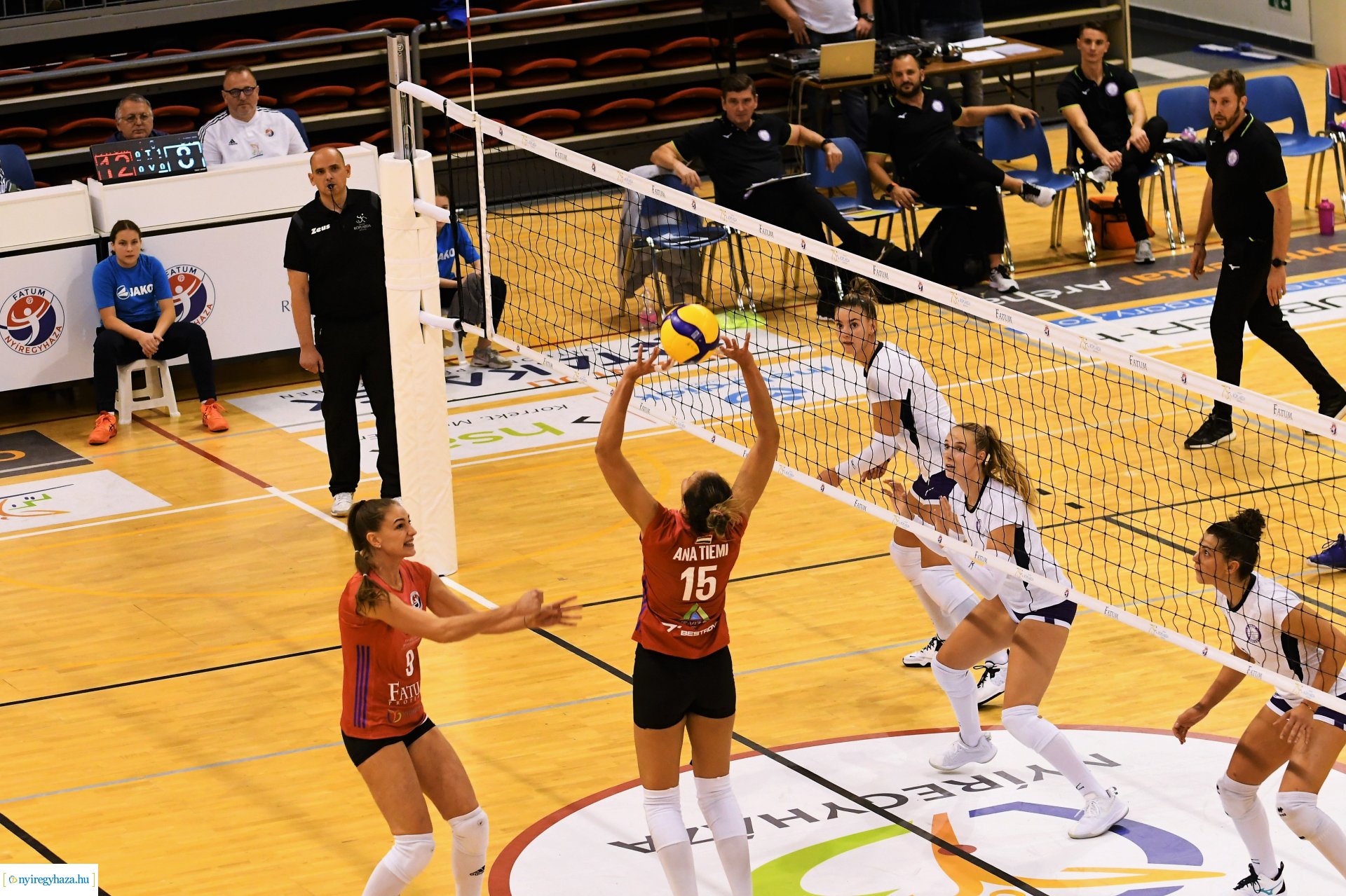 Fatum Nyíregyháza-Újpest női röplabda mérkőzés