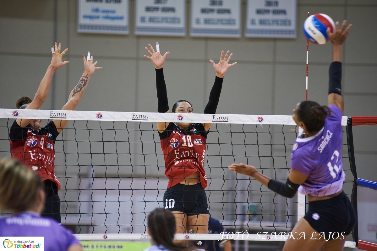 Fatum-Nyíregyháza - UTE női röpi