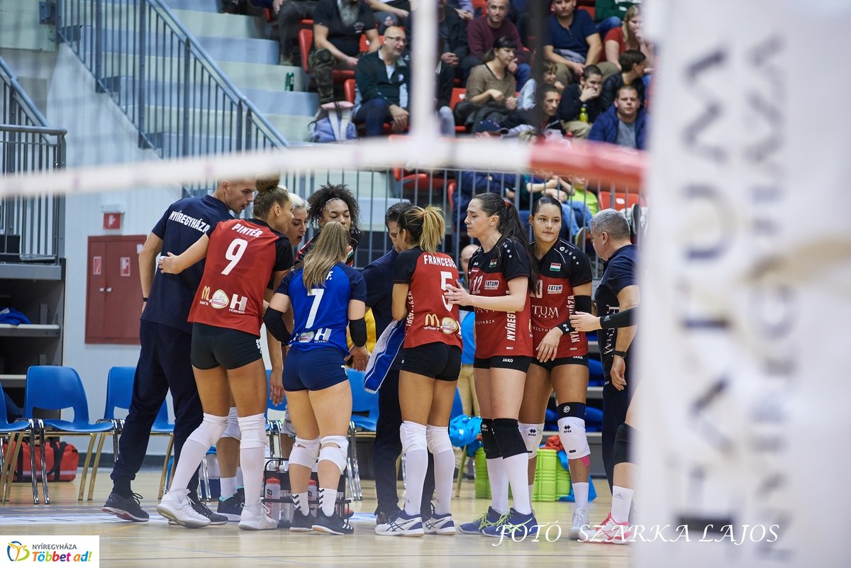 Fatum-Nyíregyháza - UTE női röpi