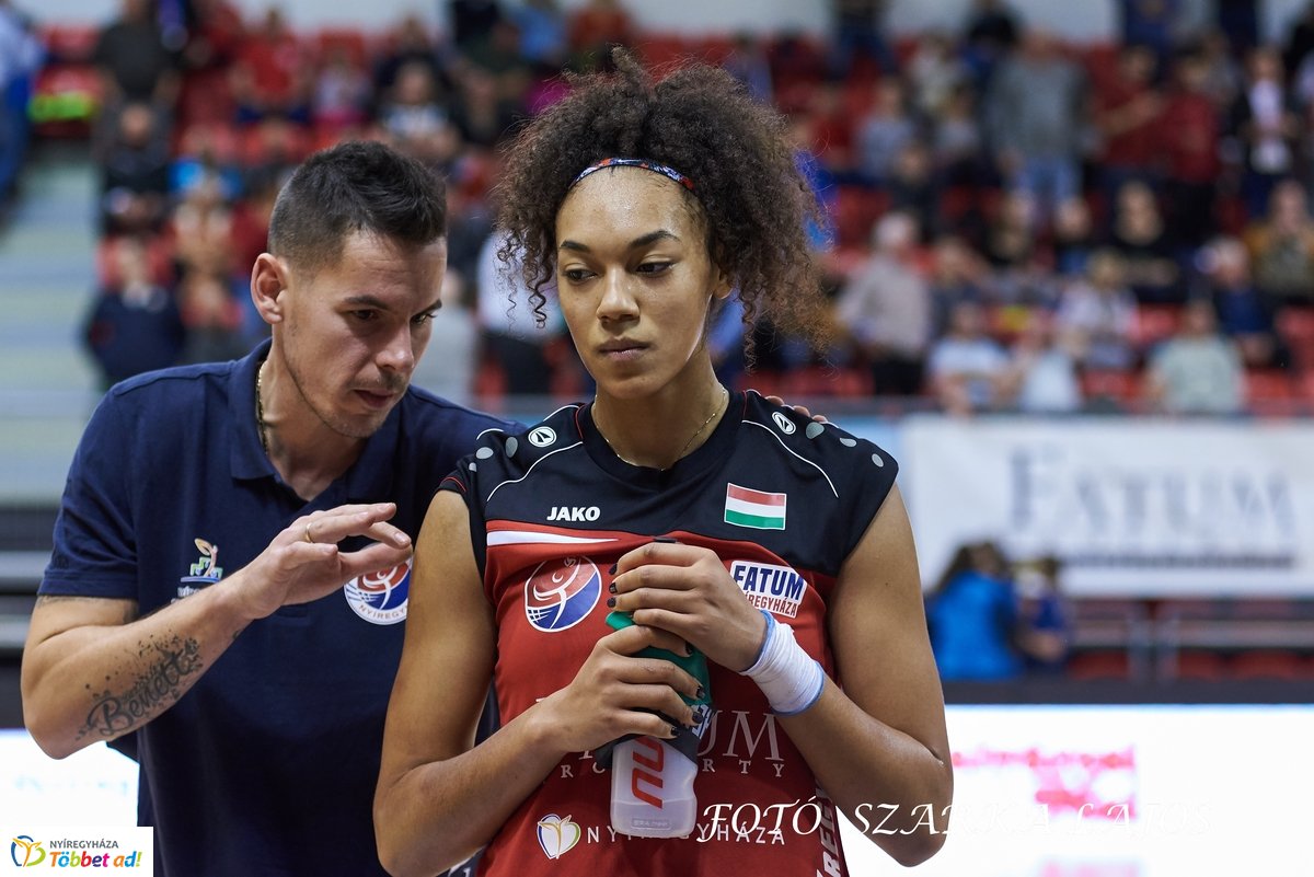 Fatum-Nyíregyháza - UTE női röpi