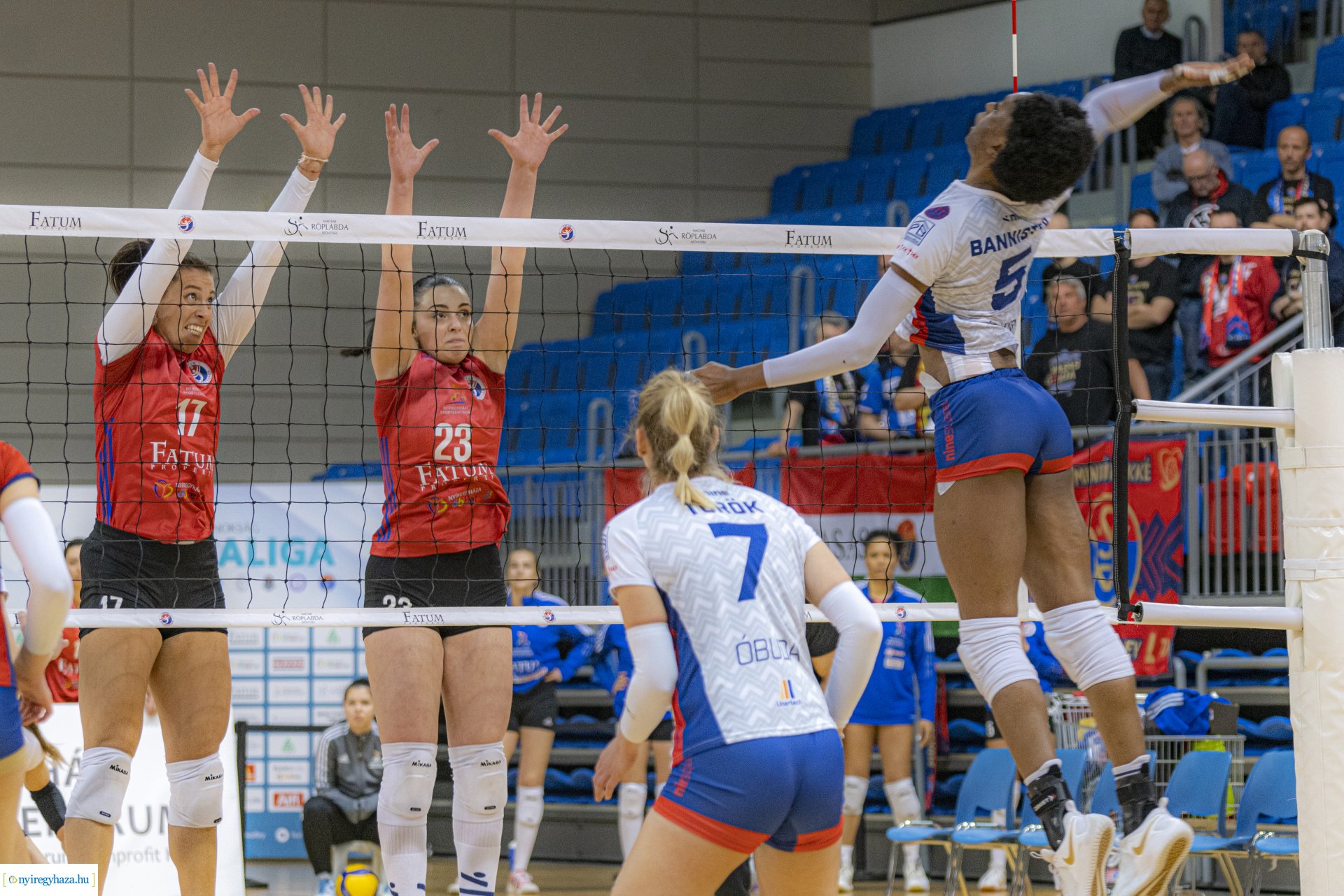 Fatum-Nyíregyháza–Vasas Óbuda női röpladba mérkőzés
