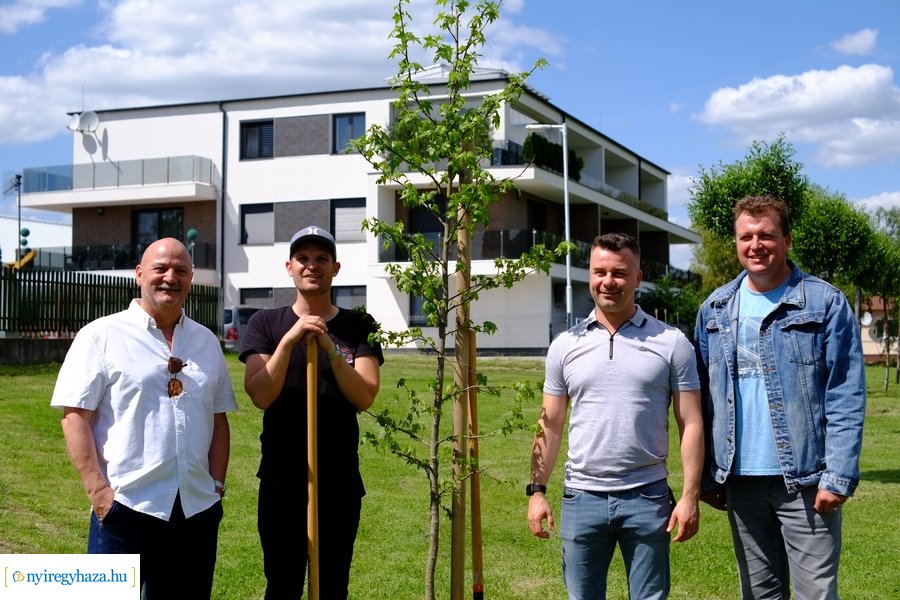 Faültetés a Bujtoson 2021 06 03