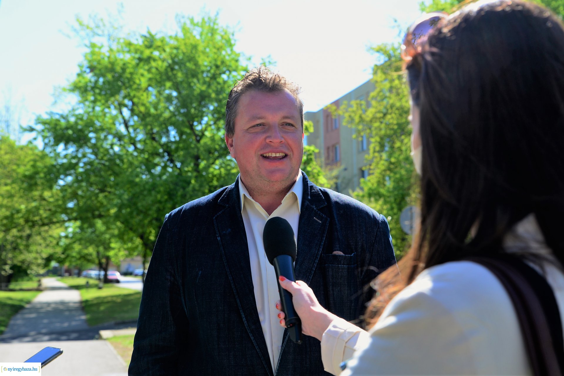 Faültetés a Kossuth utca-Sarkantyú utca sarkán