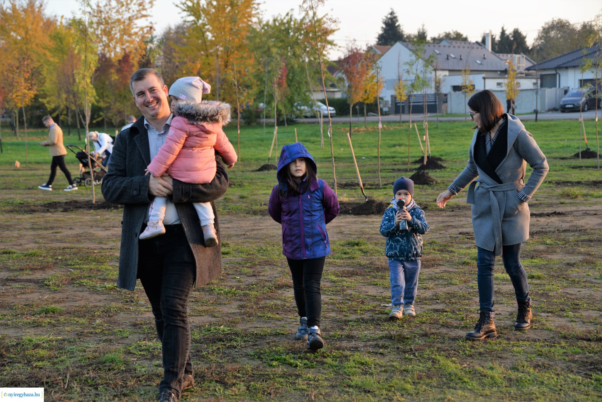 Faültetés az Újéletfa ligetben 2022