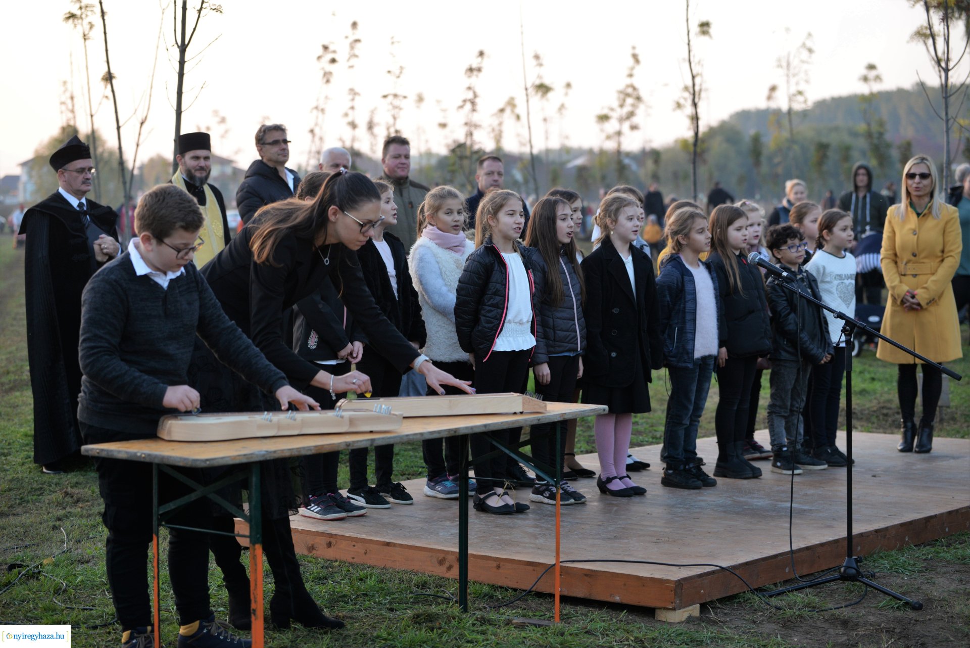 Faültetés az Újéletfa ligetben 2022