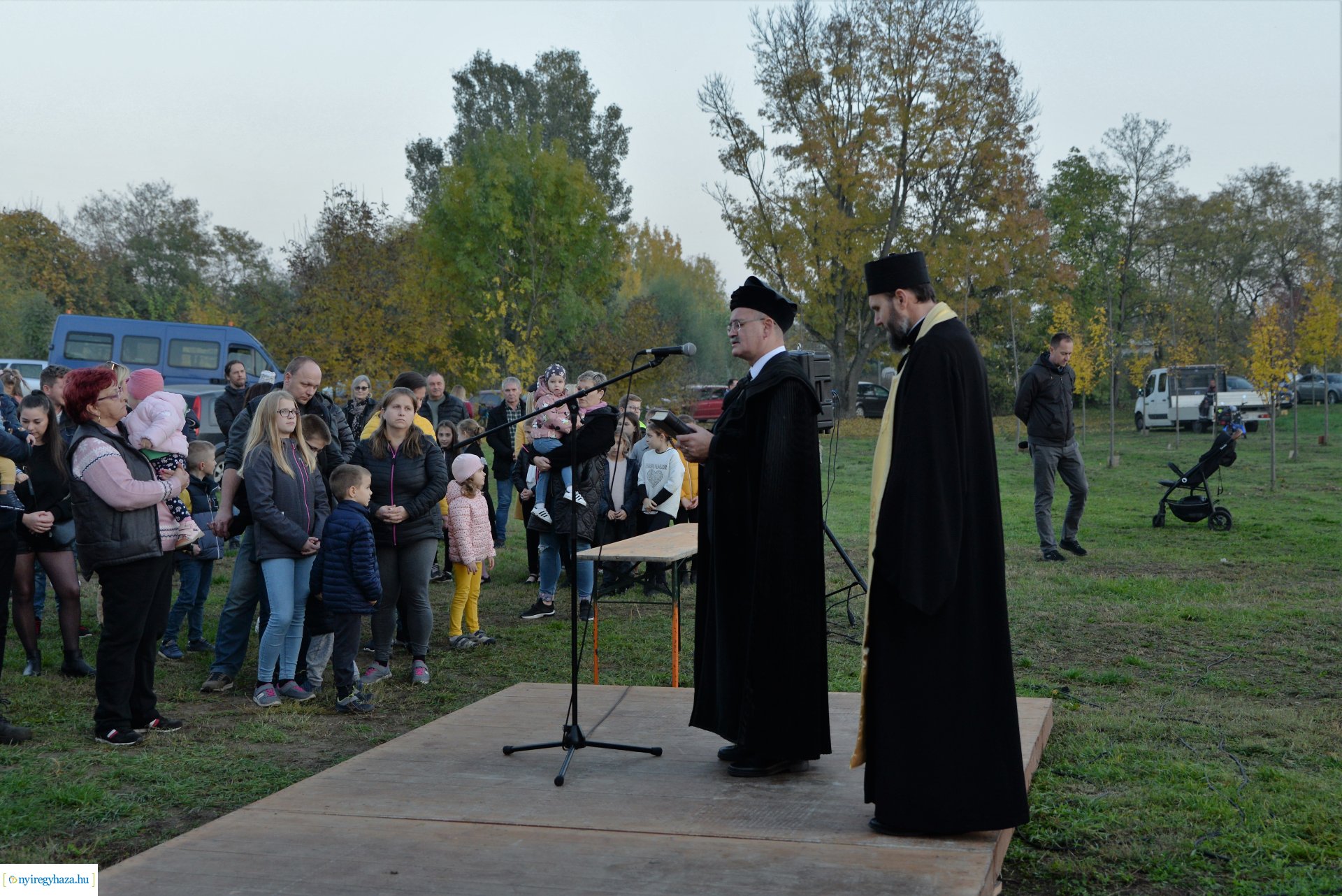 Faültetés az Újéletfa ligetben 2022