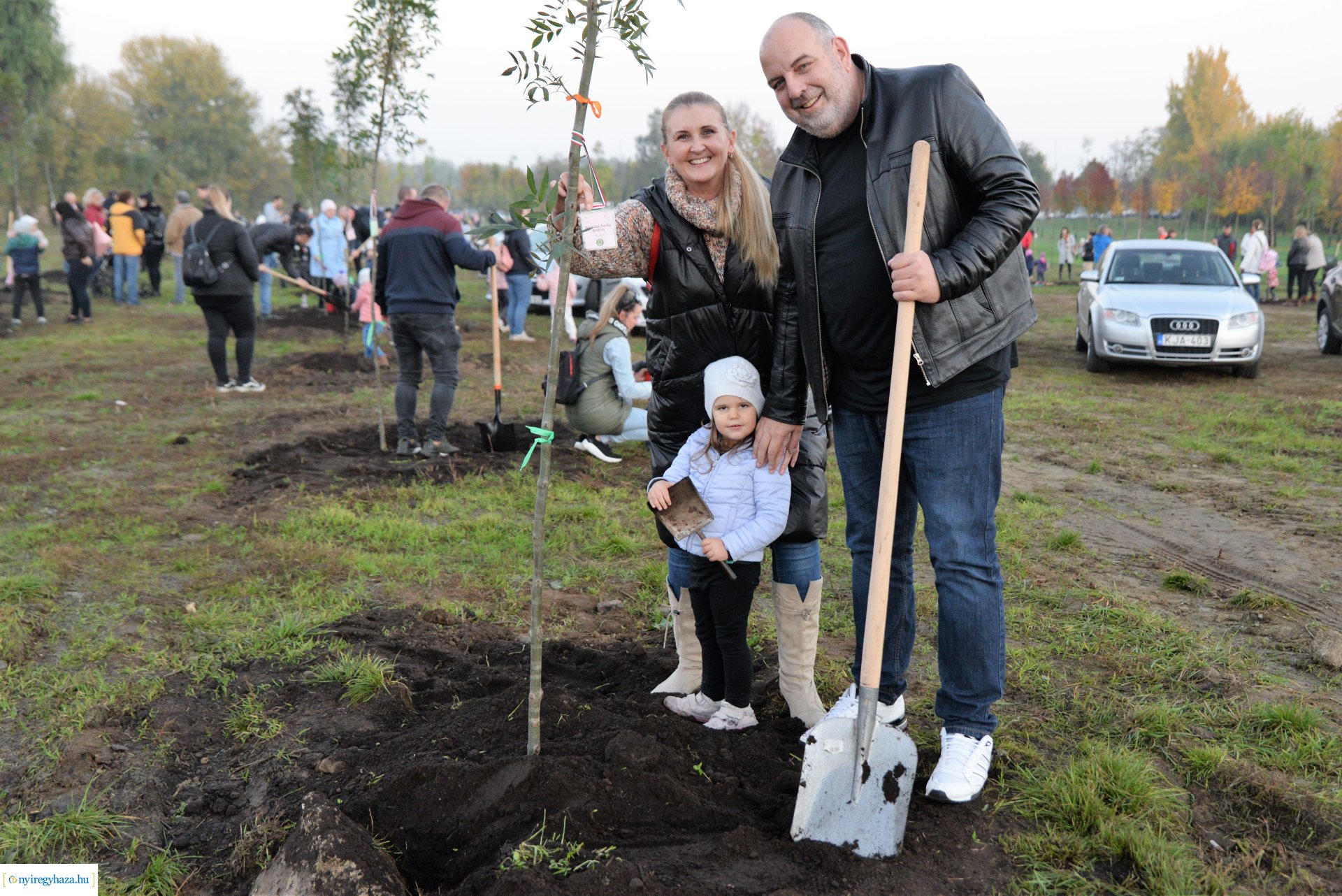 Faültetés az Újéletfa ligetben 2022