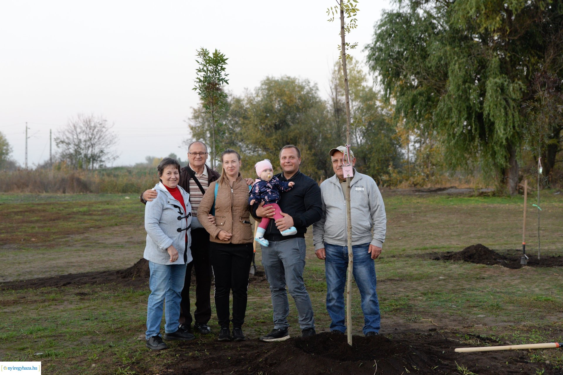 Faültetés az Újéletfa ligetben 2022