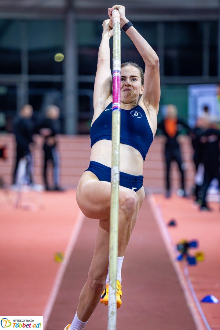 Fedettpályás Atlétika Magyar Bajnokság a Nyíregyházi Atlétikai Centrumban első nap