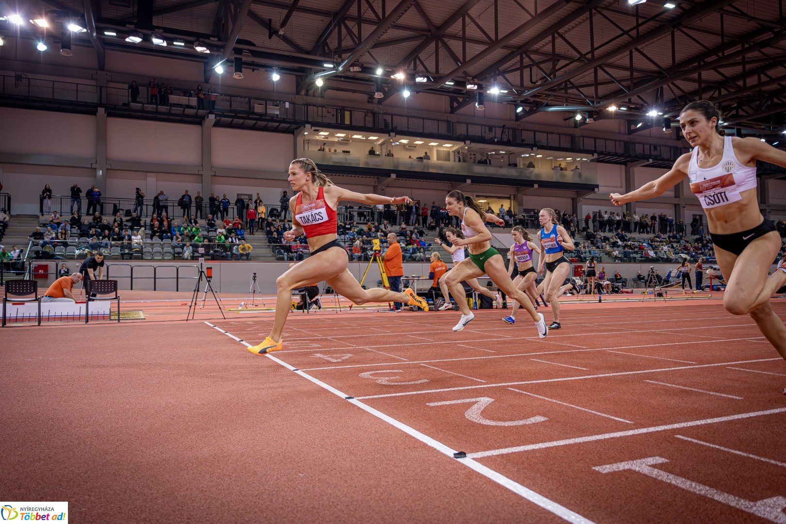 Fedettpályás Atlétika Magyar Bajnokság a Nyíregyházi Atlétikai Centrumban első nap