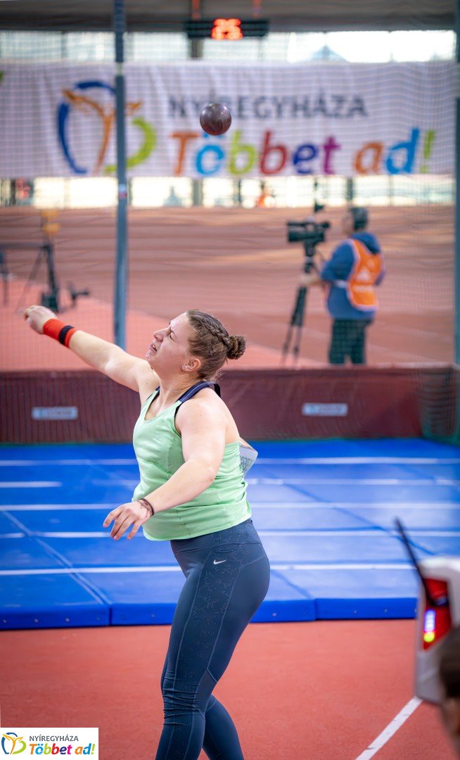 Fedettpályás Atlétika Magyar Bajnokság a Nyíregyházi Atlétikai Centrumban első nap