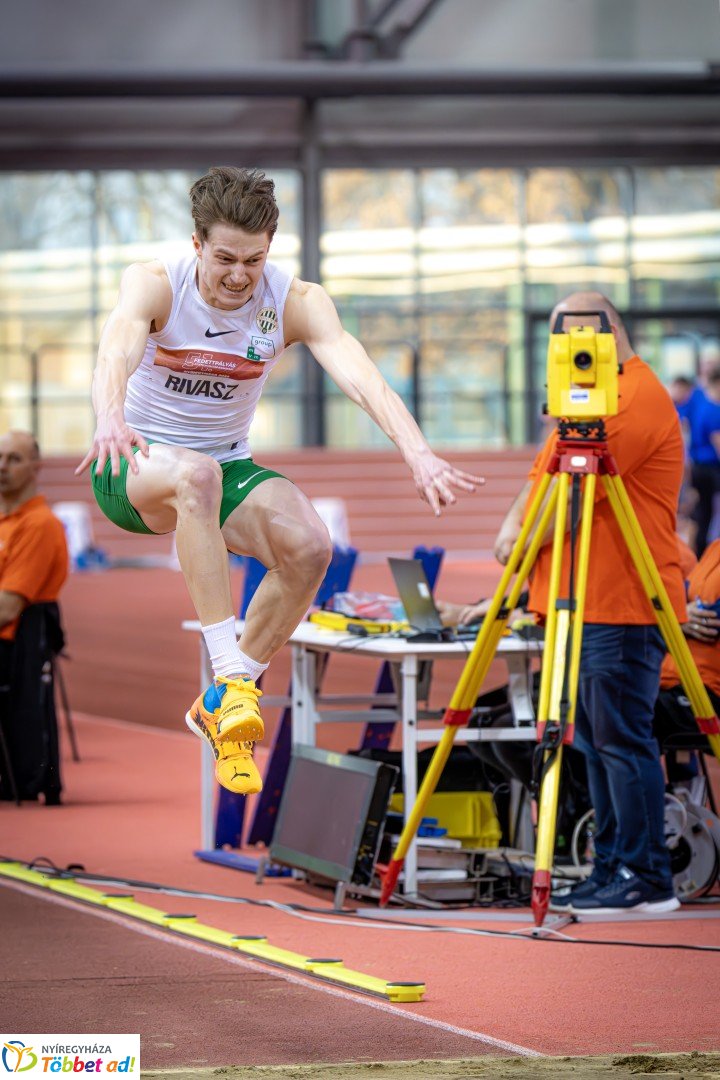 Fedettpályás Atlétika Magyar Bajnokság a Nyíregyházi Atlétikai Centrumban első nap