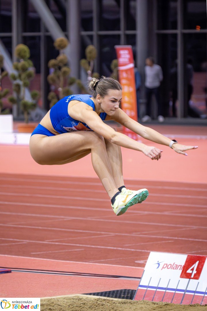 Fedettpályás Atlétika Magyar Bajnokság a Nyíregyházi Atlétikai Centrumban első nap
