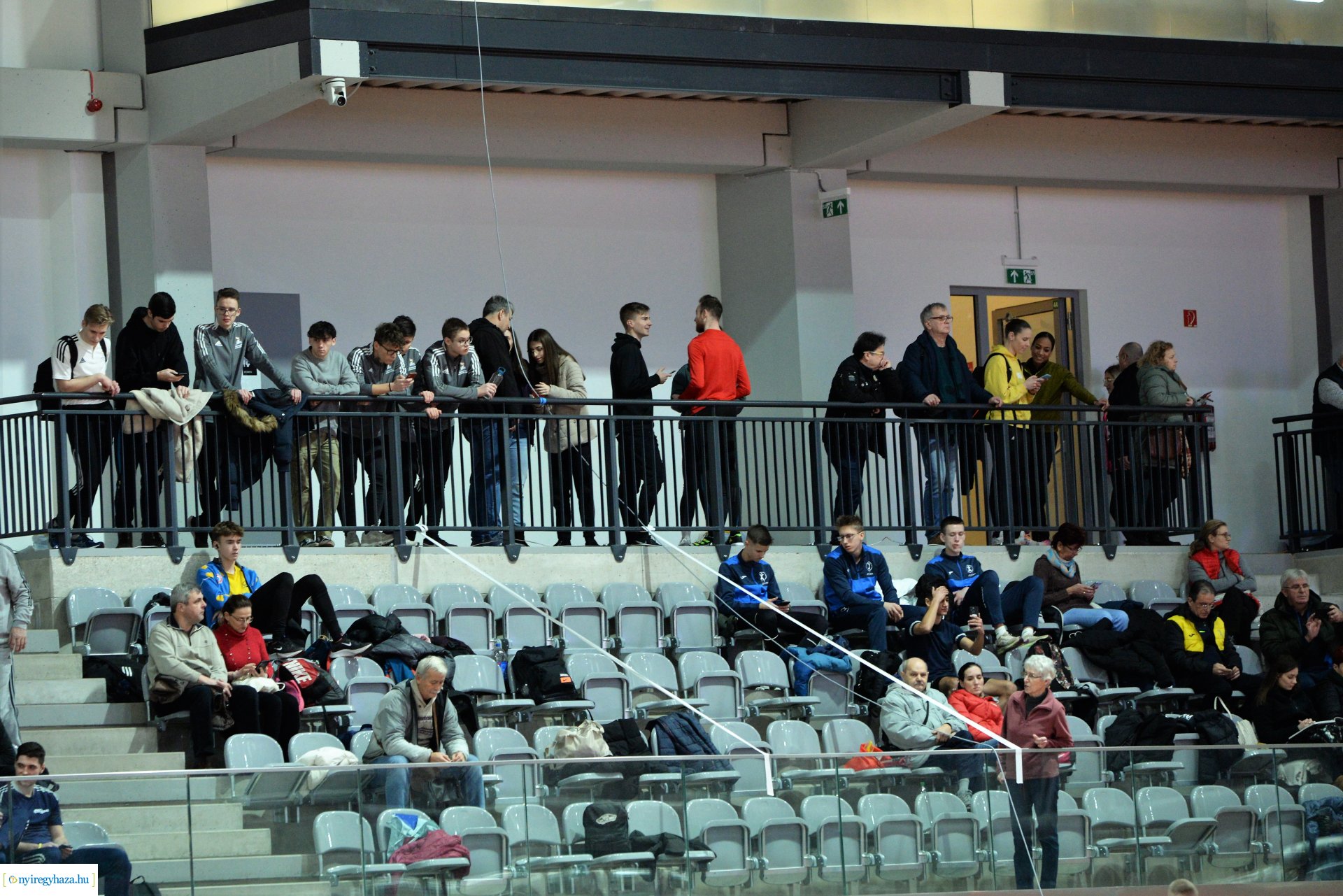 Fedettpályás atlétikai verseny 2023