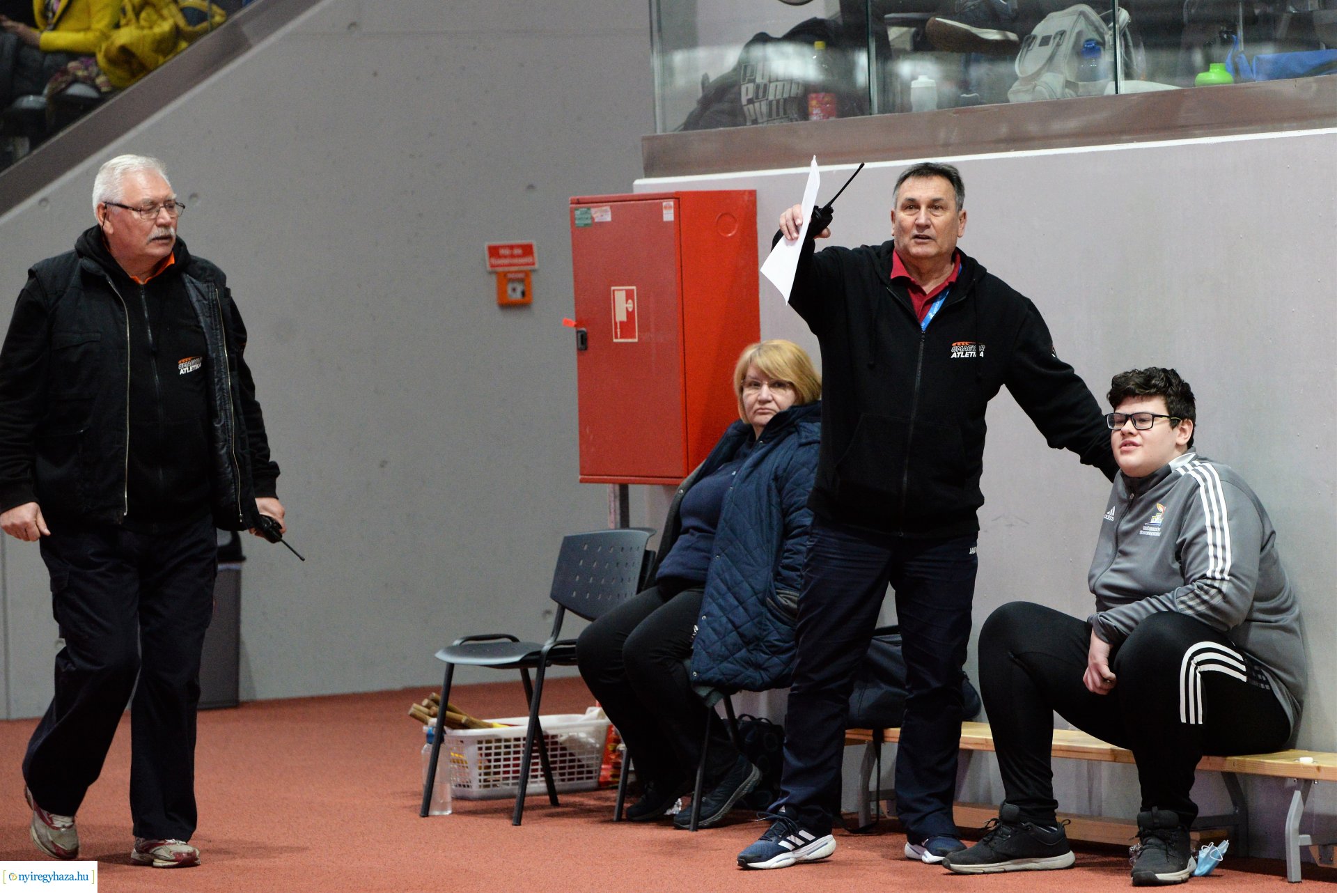 Fedettpályás atlétikai verseny 2023