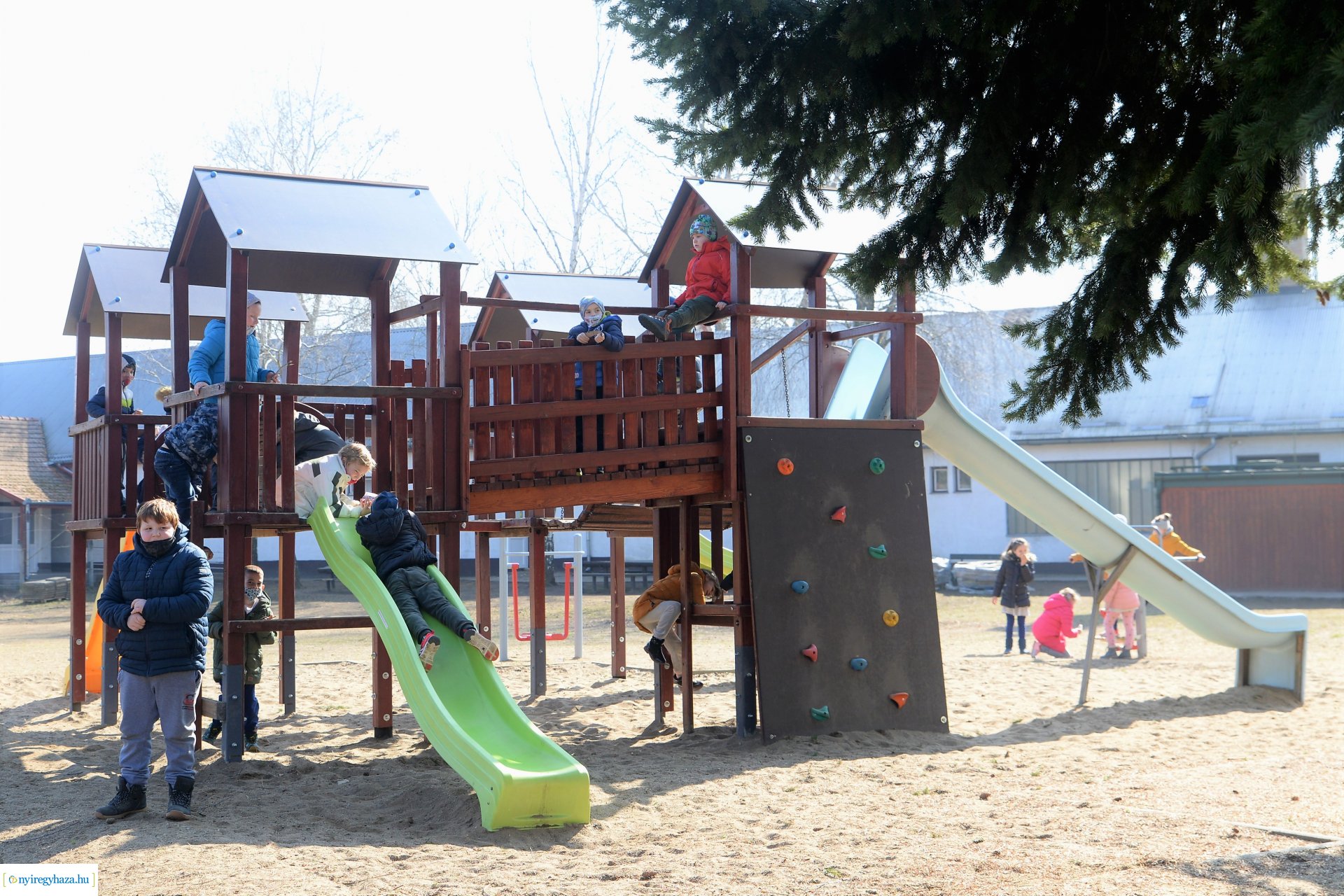 Fejlesztések a Sóstóhegyi Szabó Lőrinc általános iskolában