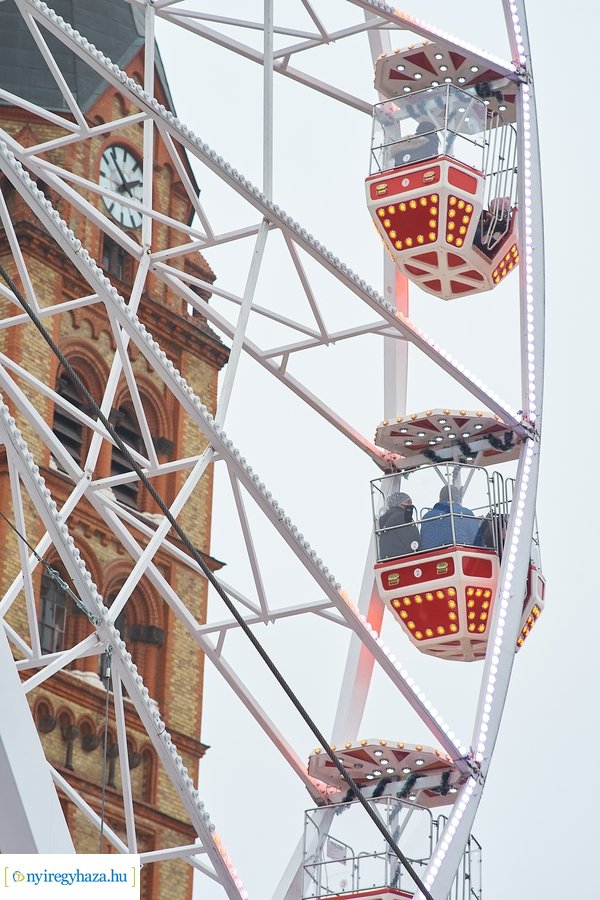 Felajánlás az egészségügyben dolgozóknak