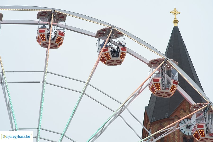 Felajánlás az egészségügyben dolgozóknak