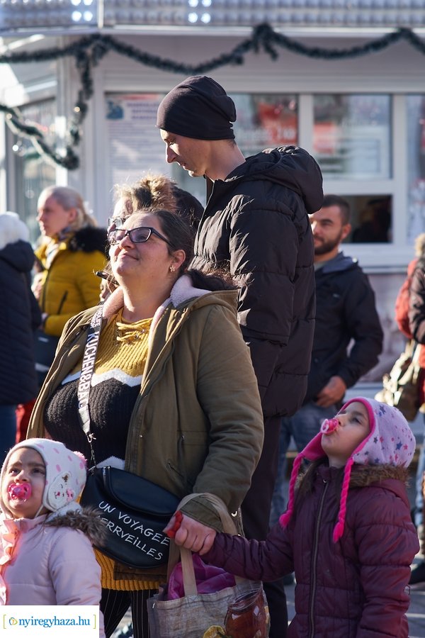 Felajánlás rászoruló családoknak 20211218