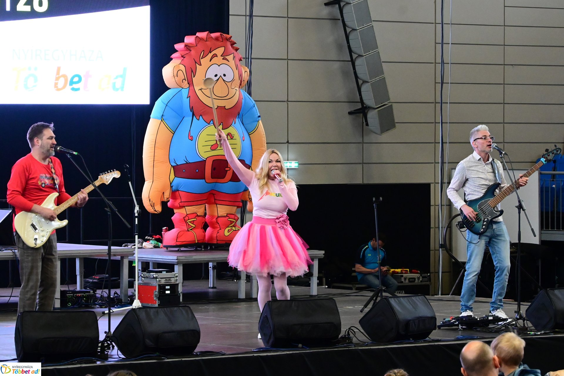 Fellépők a Fitt Stadion rendezvényen