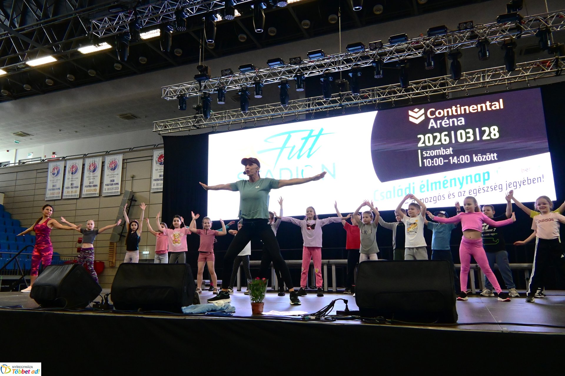 Fellépők a Fitt Stadion rendezvényen