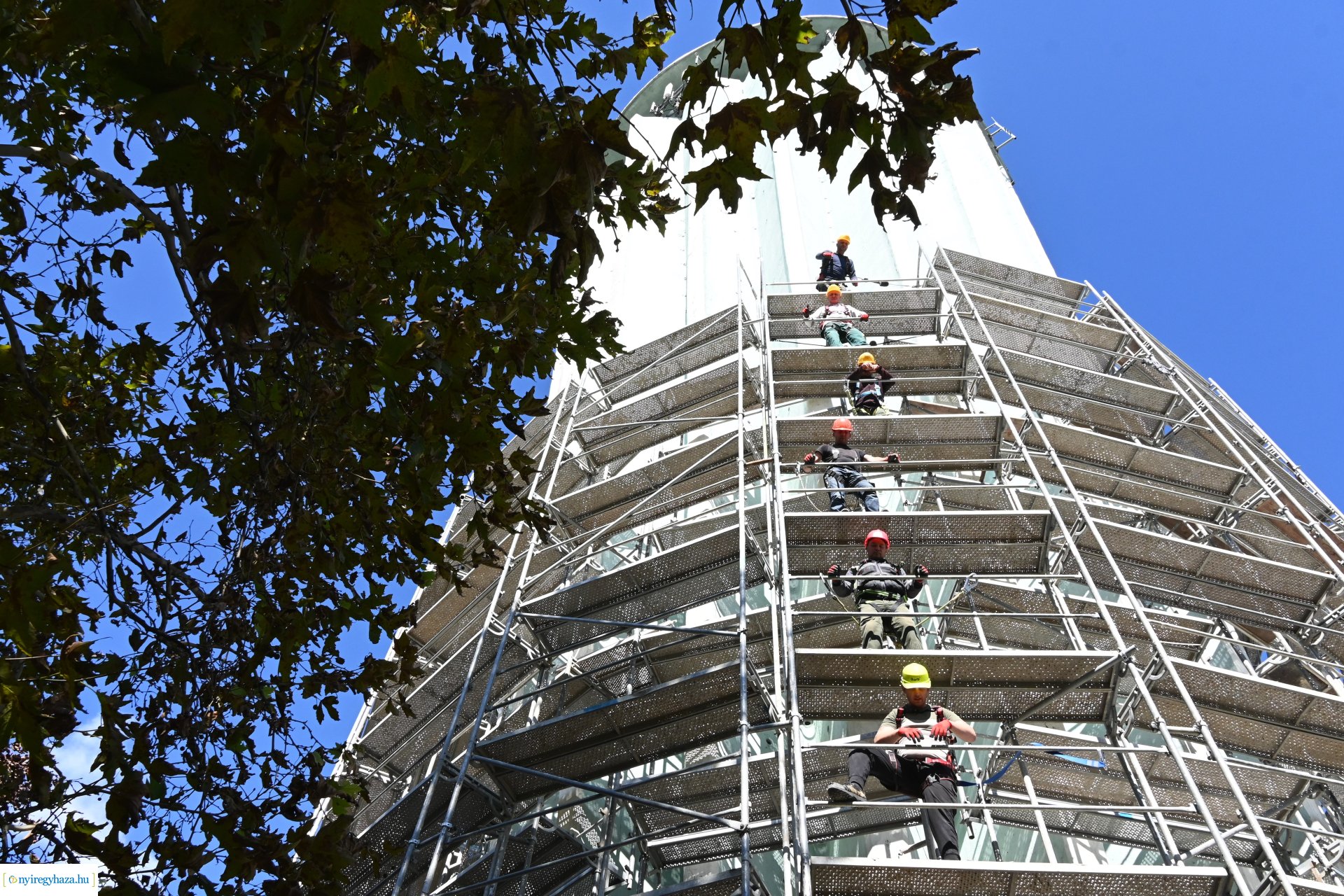 Felújításhoz állványozzák a Víztornyot