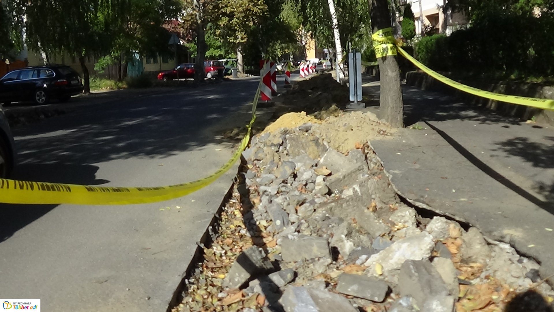 Felújítási munkálatok a Szarvas utcán