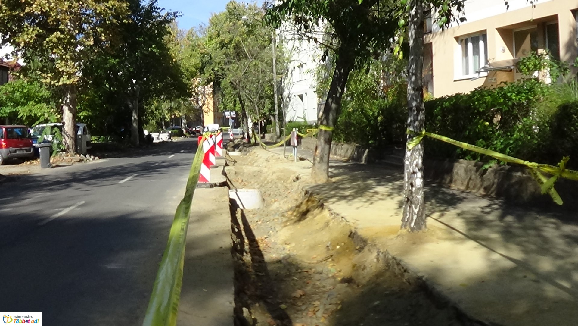 Felújítási munkálatok a Szarvas utcán