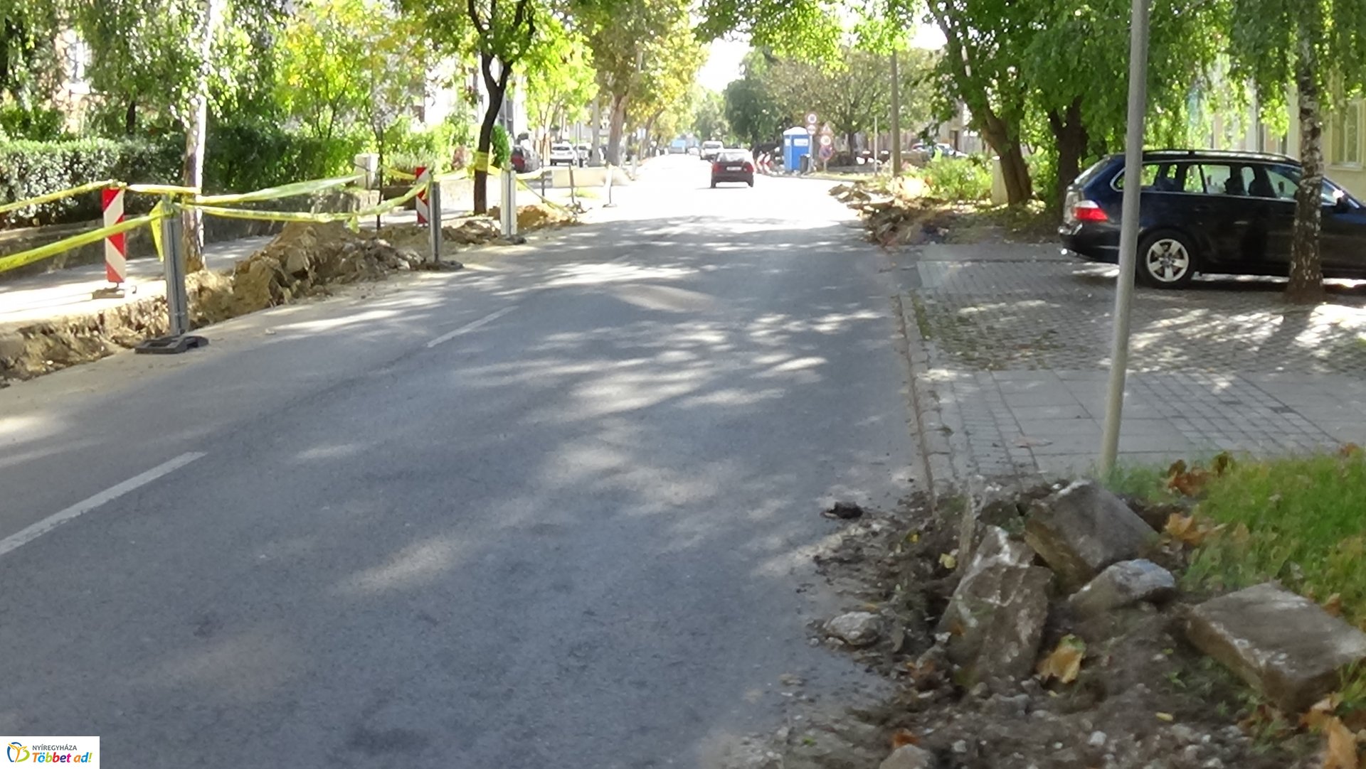 Felújítási munkálatok a Szarvas utcán