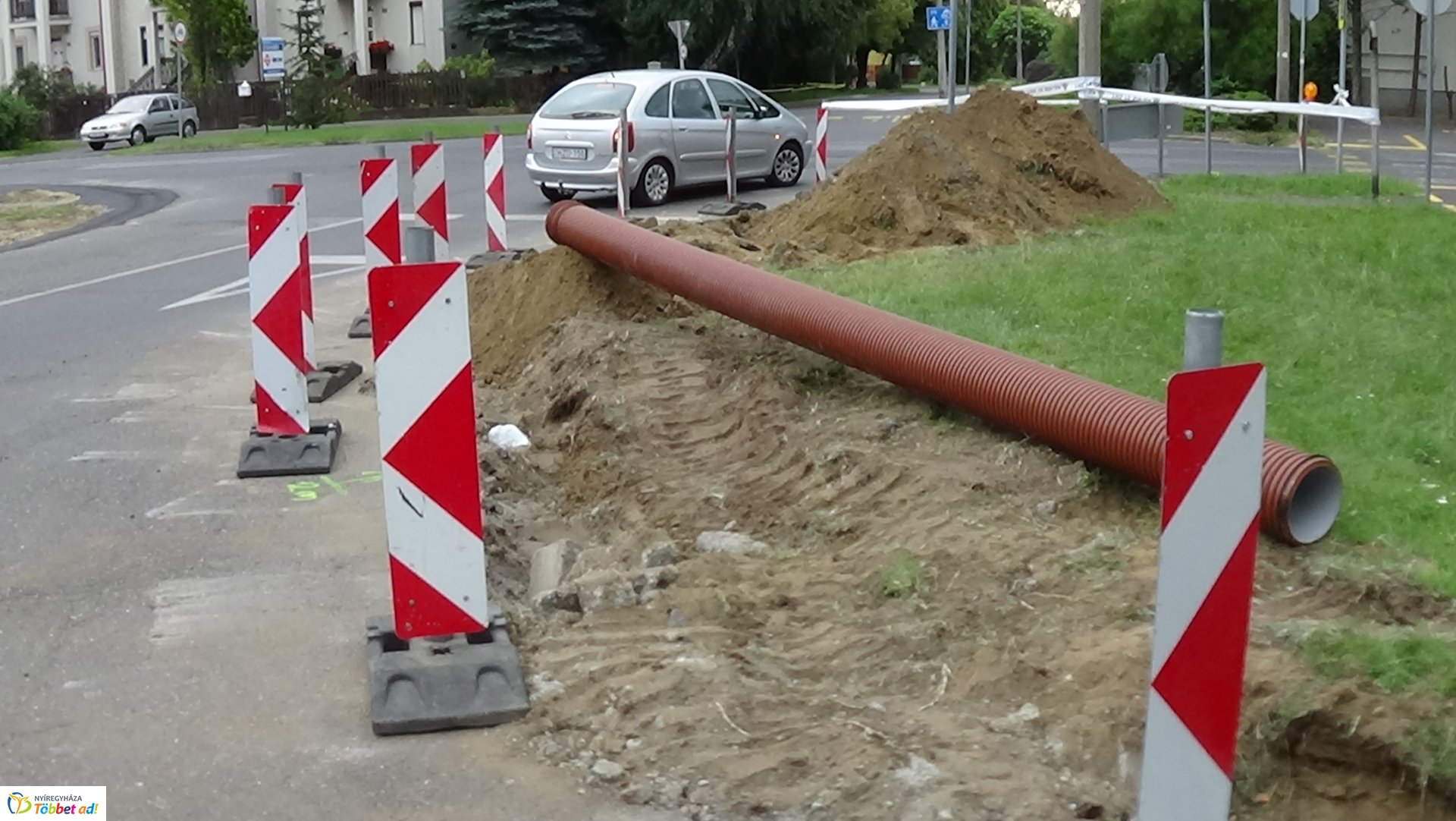 Felújítási munkálatok zajlanak a Korányi Frigyes utcán