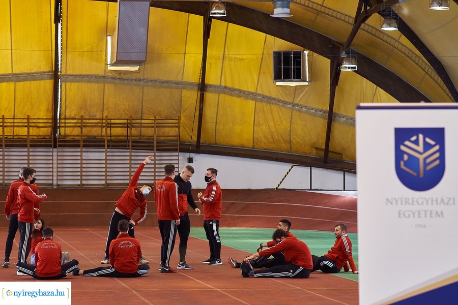 Felújították az atlétikai csarnokot