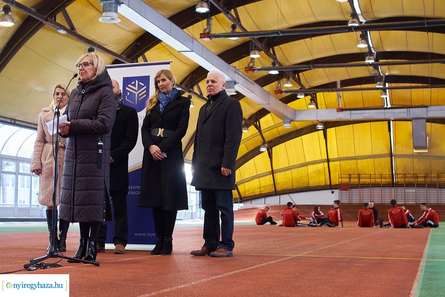 Felújították az atlétikai csarnokot