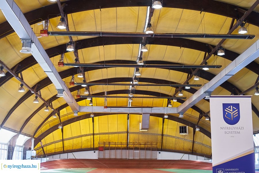 Felújították az atlétikai csarnokot