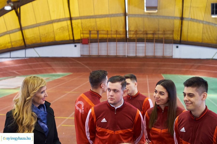 Felújították az atlétikai csarnokot