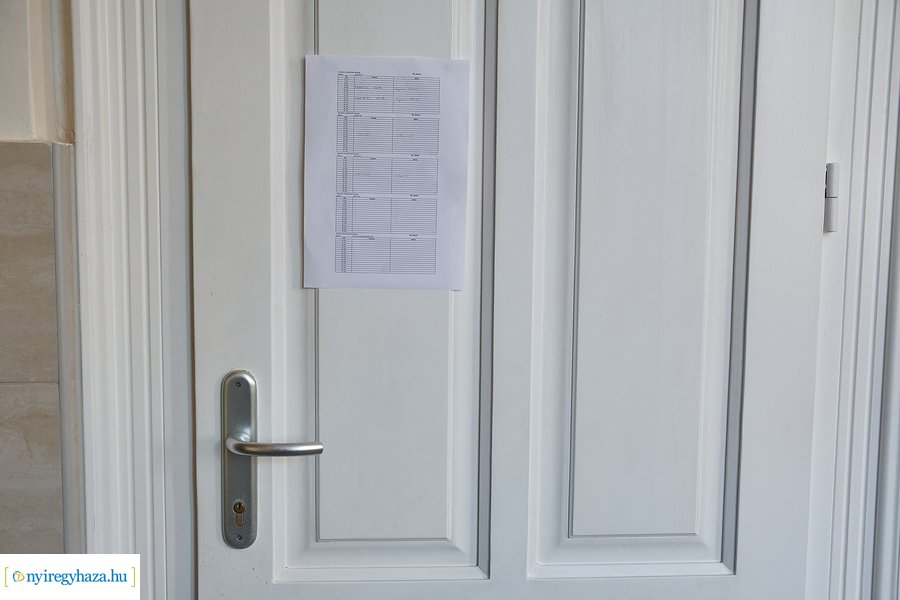 Fertőtlenítés az evangélikus iskolában