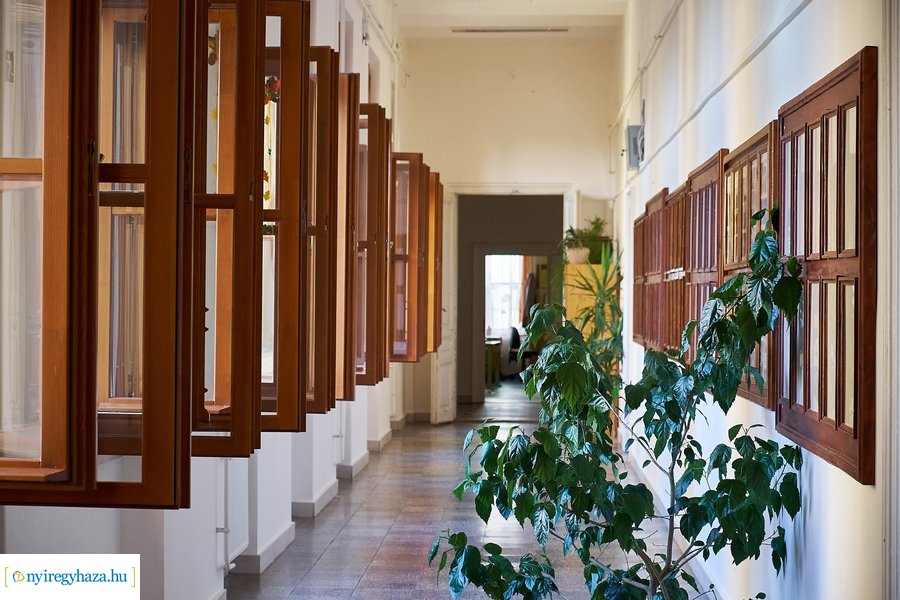 Fertőtlenítés az evangélikus iskolában