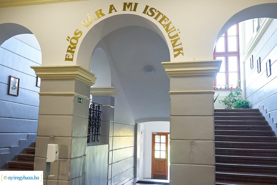 Fertőtlenítés az evangélikus iskolában