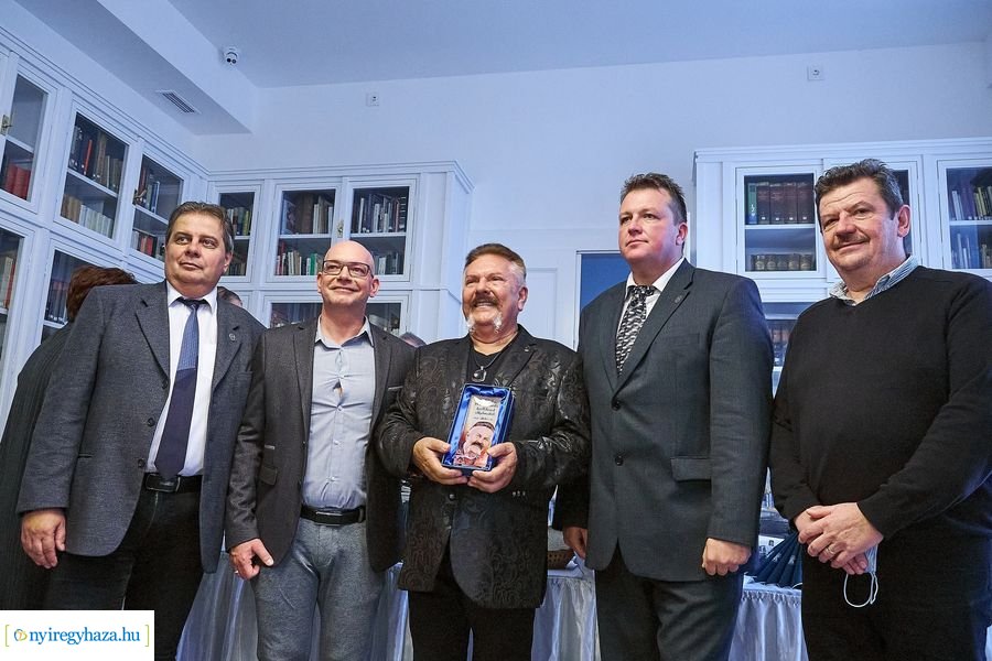 Festmény kiállítás a Kállay Gyűjteményben