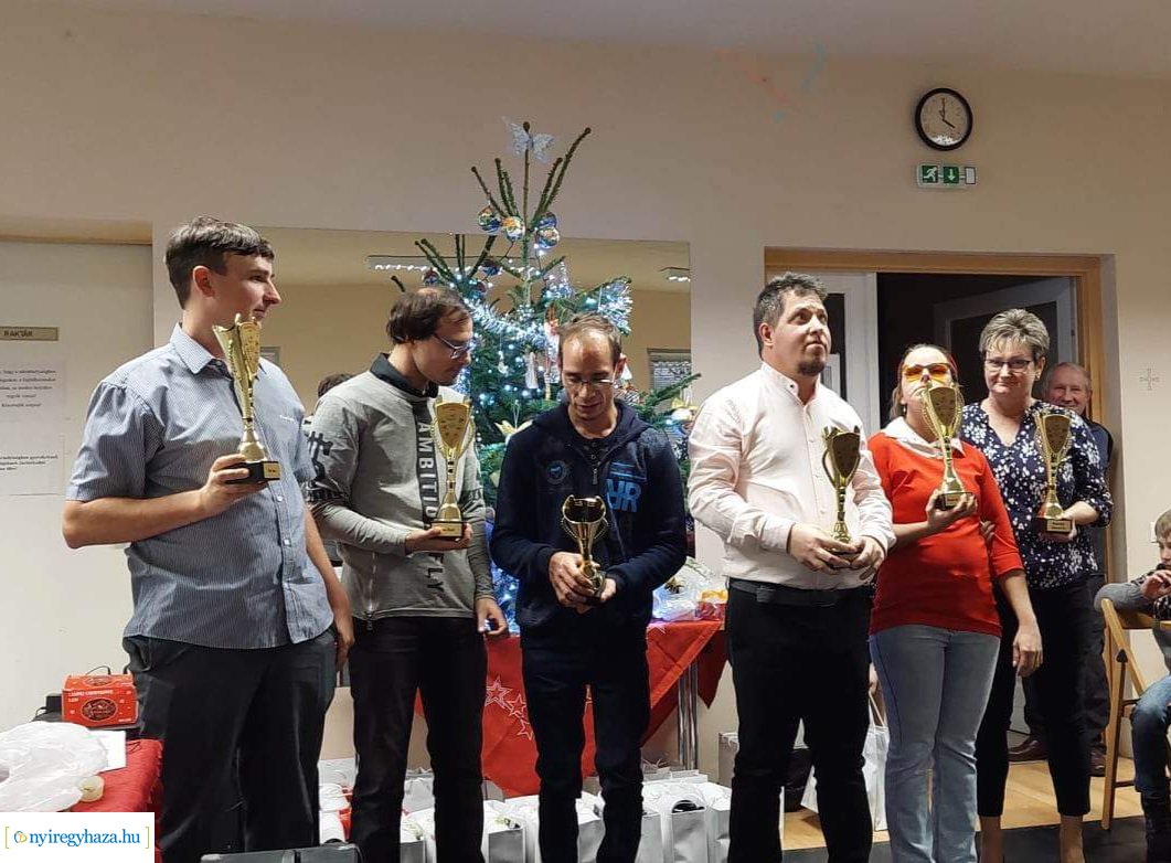  FIFOT évzáró "Hétpróbás" Karácsony 