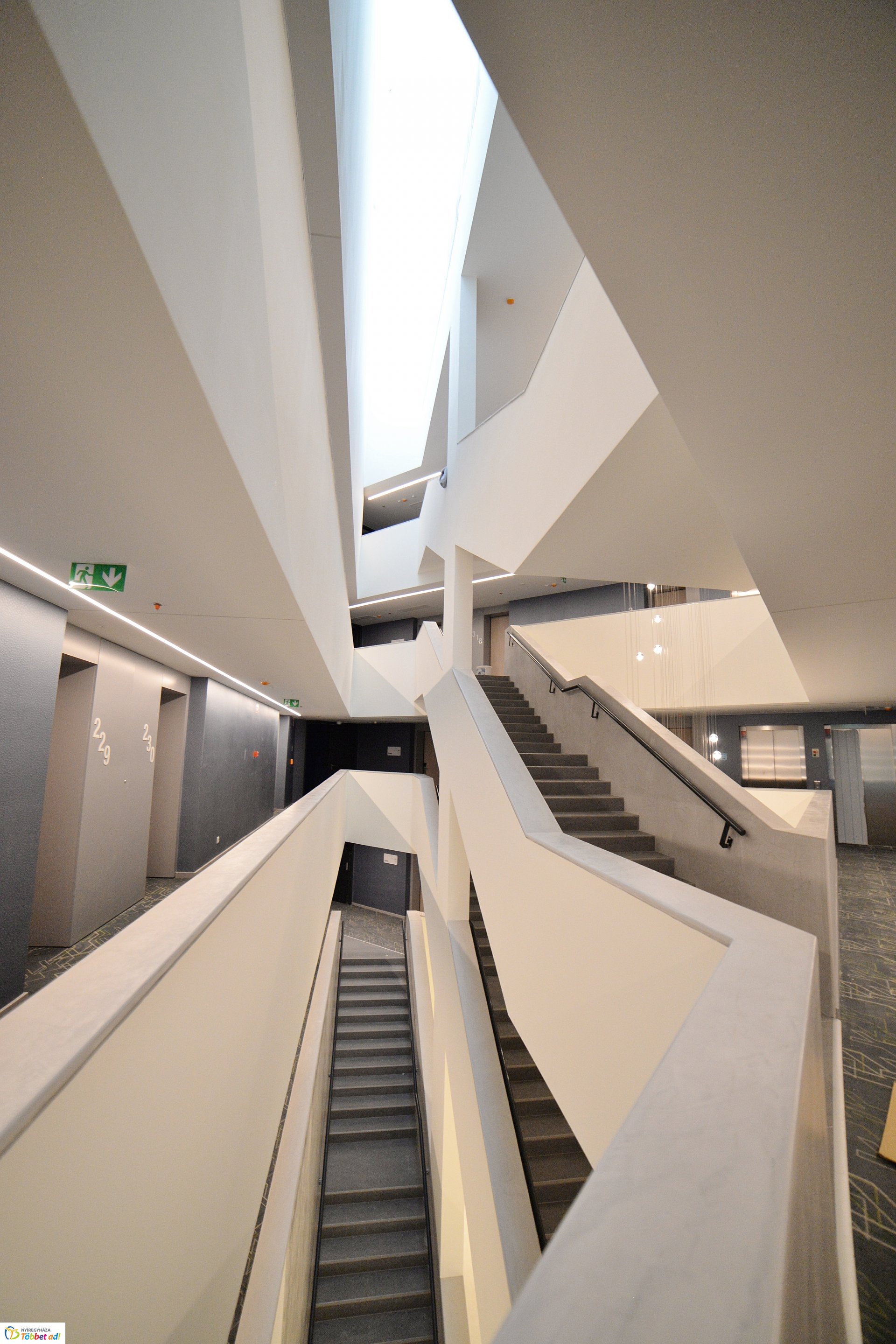 Finisben a Hotel Sóstó