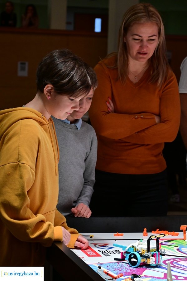 First LEGO League az egyetemen 2024