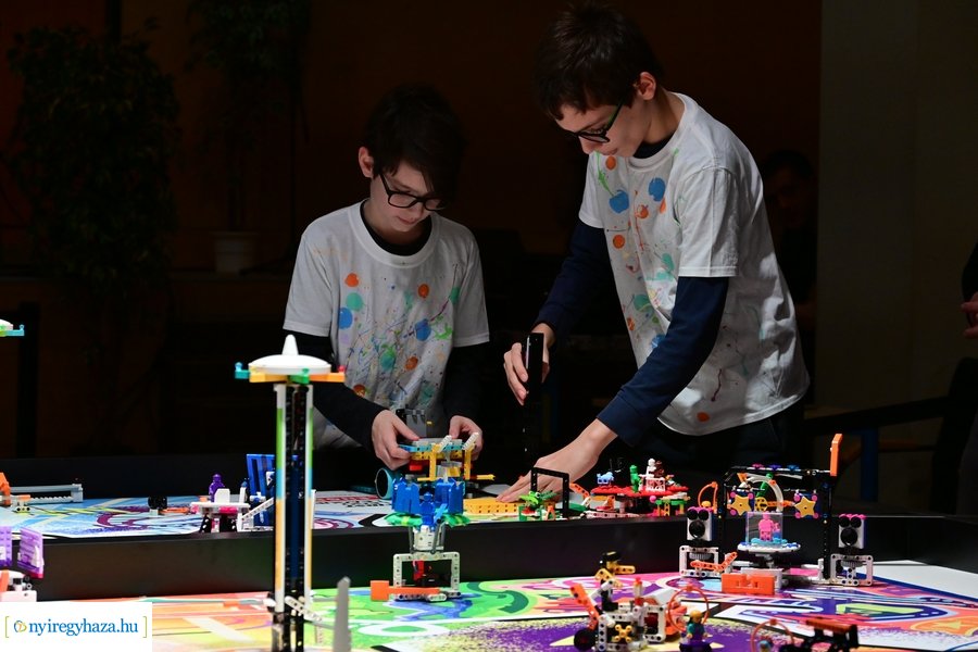 First LEGO League az egyetemen 2024