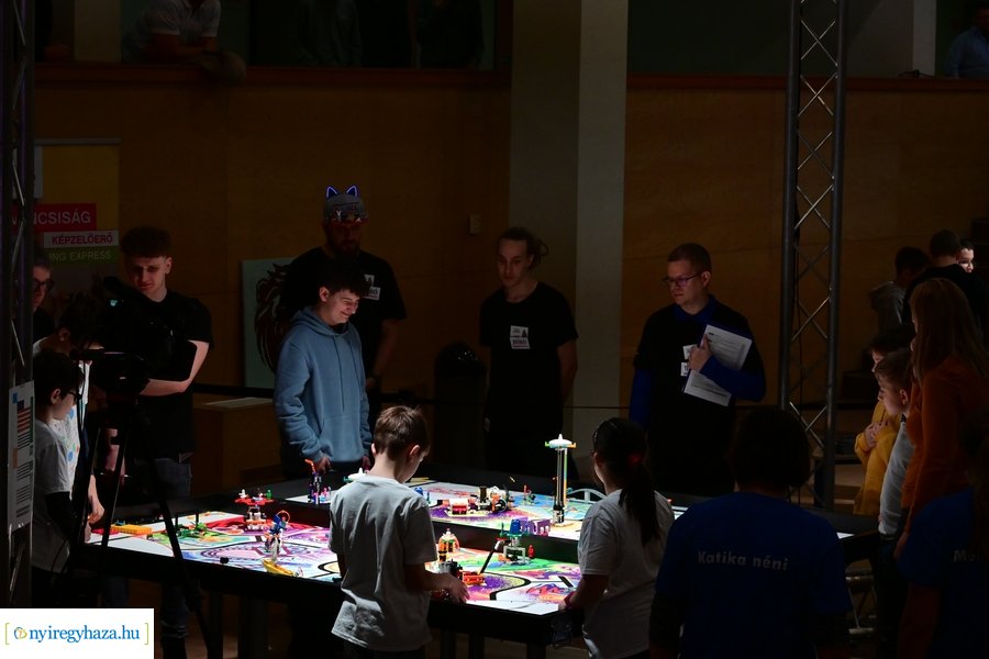 First LEGO League az egyetemen 2024