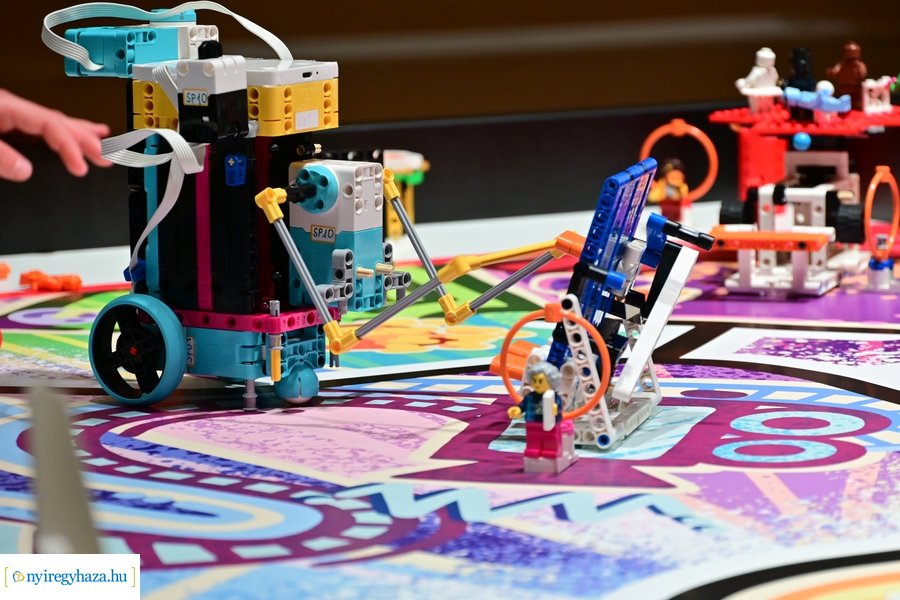 First LEGO League az egyetemen 2024