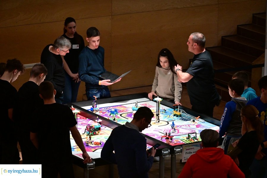 First LEGO League az egyetemen 2024