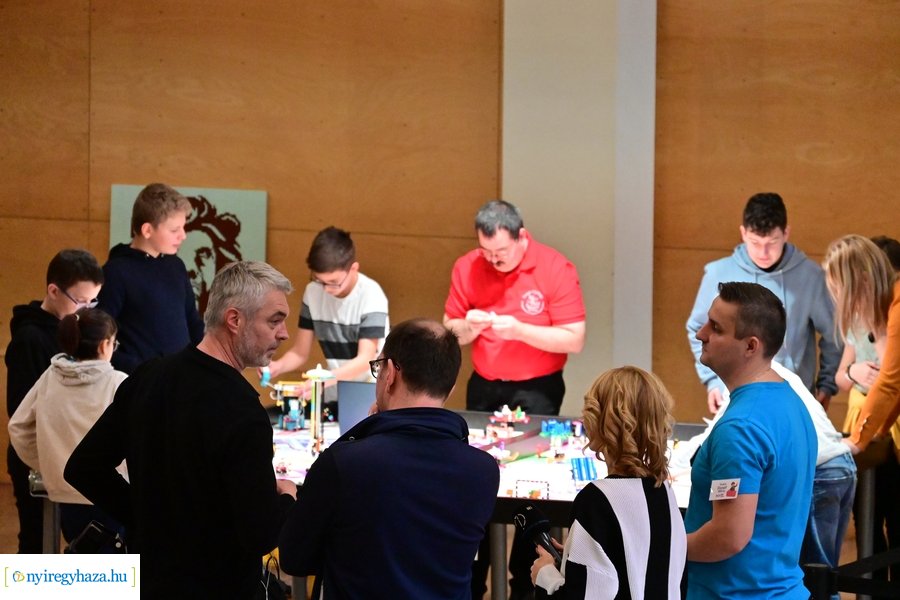 First LEGO League az egyetemen 2024