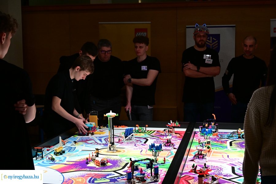 First LEGO League az egyetemen 2024