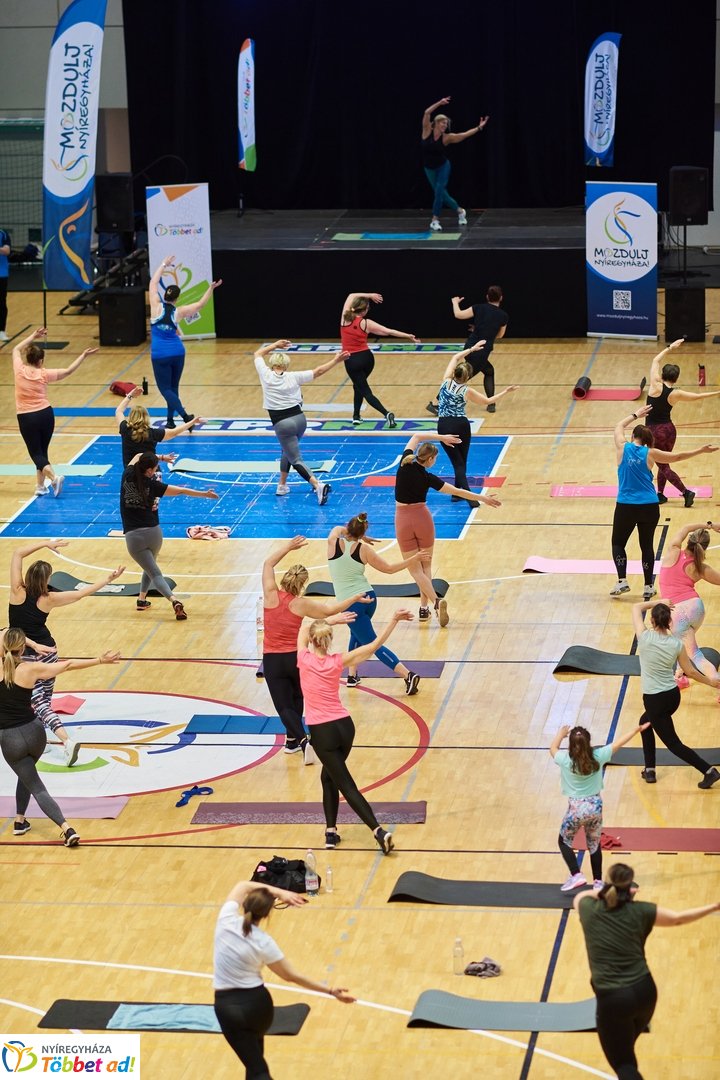 Fitt-Húsvét - Béres Alexandra - 2026